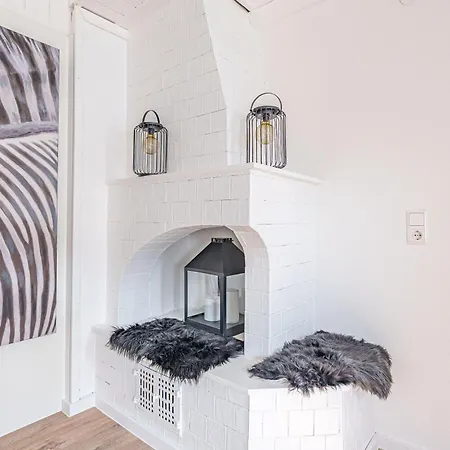 Nawrot Apartment *